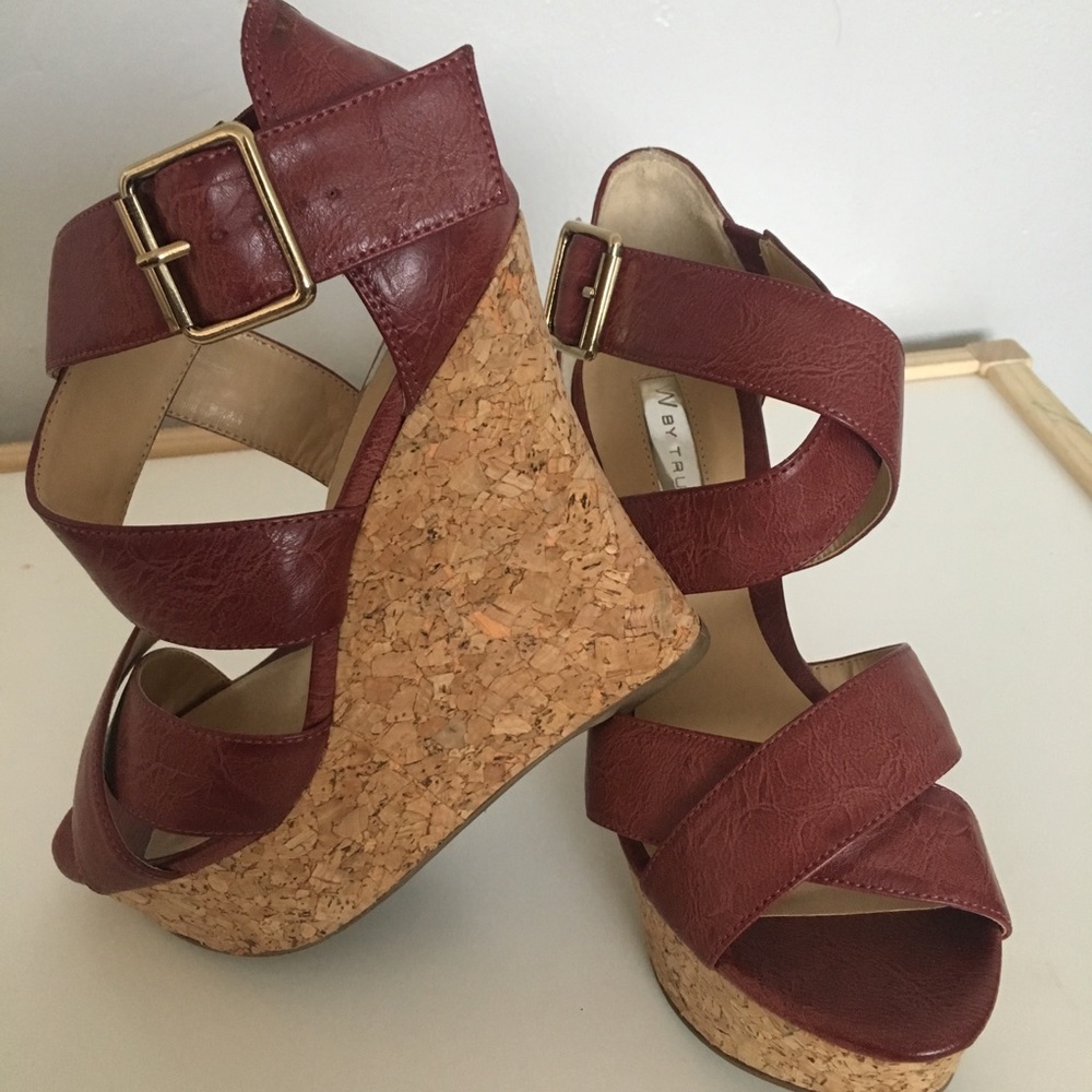 Brown Wadges